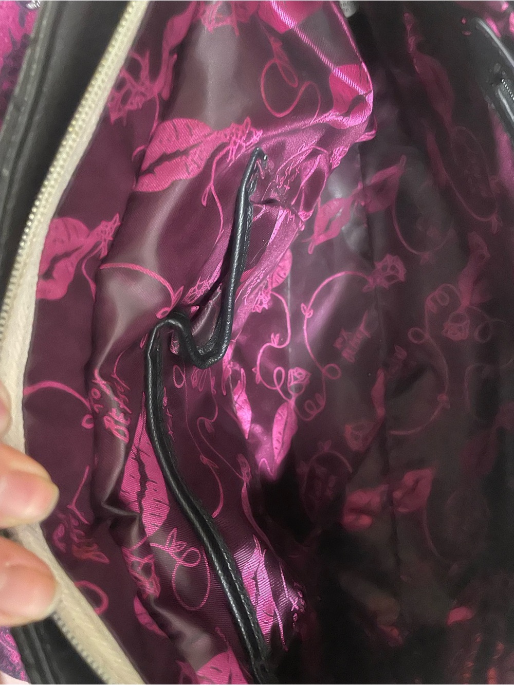Betsy Johnson Purse - Picture 9 of 10